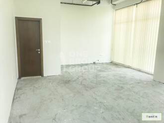 Brand New, Prime Location Retail In JVC
