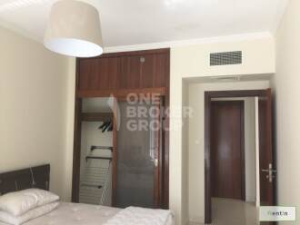 Amazing Marina view, Large unit , Vacant