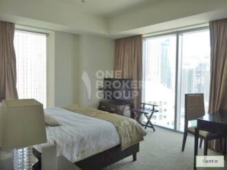 Fully Furnished 1 Bed Apt. middle floor