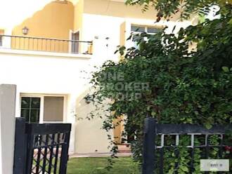 Full Lake view, Perfect condition, vacant and ready