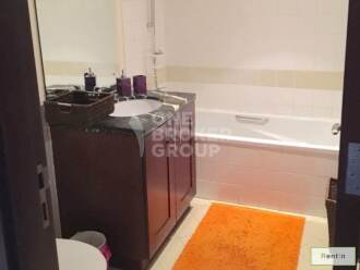 Full Lake view, Perfect condition, vacant and ready