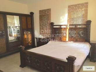 Full Lake view, Perfect condition, vacant and ready