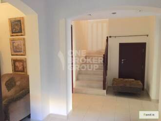 Full Lake view, Perfect condition, vacant and ready