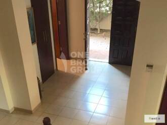 Full Lake view, Perfect condition, vacant and ready
