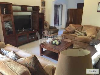 Full Lake view, Perfect condition, vacant and ready