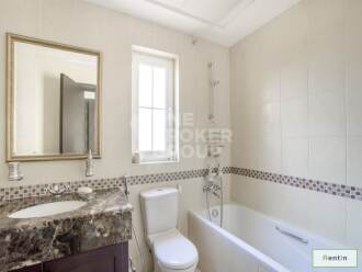 Upgraded Corner 6 BR villa -Mirador with pool