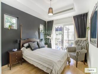 Upgraded Corner 6 BR villa -Mirador with pool