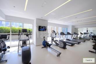 Lower floor | Modern 1 BR in West Avenue
