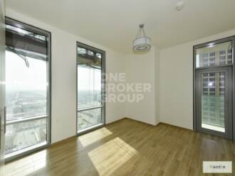 Waterfront & Modern Living|Great location