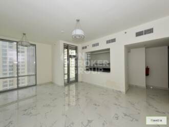 Waterfront & Modern Living|Great location