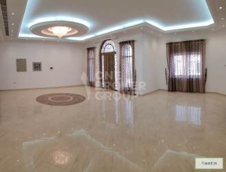 Luxurious 5 BR Villa plus Maids w/ Garden