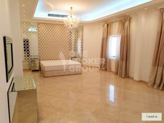 Luxurious 5 BR Villa plus Maids w/ Garden