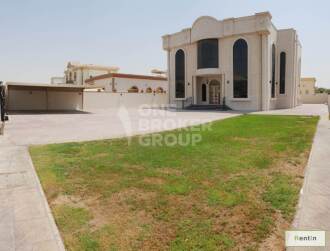 Luxurious 5 BR Villa plus Maids w/ Garden