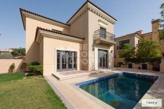 Stunning Whispering Pines Villa, Vacant