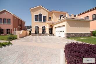 Best Price 4BR Upgraded Villa | 7407sqft