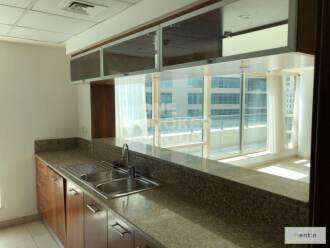 All bedrooms with Full Marina view,Vacant