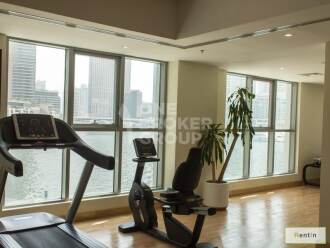 Excellent Marina view, Vacant, Mid level