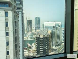 Excellent Marina view, Vacant, Mid level
