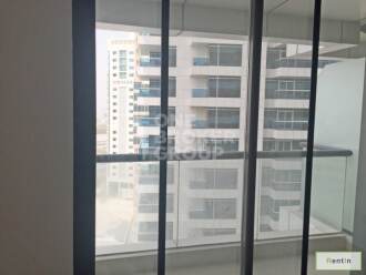 Mid Floor, Chiller Free, Partial marina