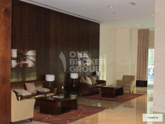 Large 1BR, Marina Quays West, Marina View.