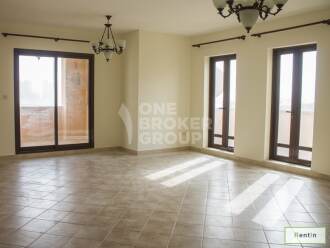 Large 2B/R+M, Condo Hillside -Vacant Now