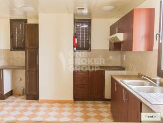 Large 2B/R+M, Condo Hillside -Vacant Now