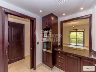Spacious Upgraded 2 Bed | Community view