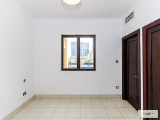 Spacious Upgraded 2 Bed | Community view
