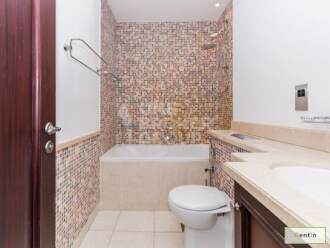 Spacious Upgraded 2 Bed | Community view
