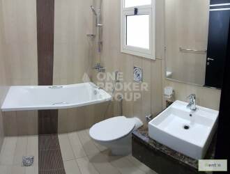 5BR Villa + Maids, Private Swimming Pool