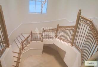 Luxurious 5BR + Servant Quarter + Garden
