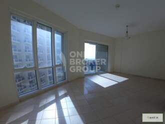 High Floor 2 Bedroom, Partial Lake Views