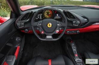 Ferrari 812 SUPERFAST 2018