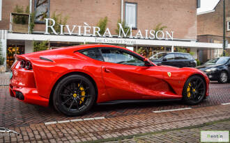 Ferrari 812 SUPERFAST 2018