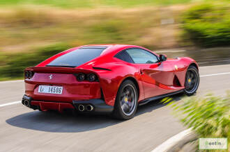Ferrari 812 SUPERFAST 2018