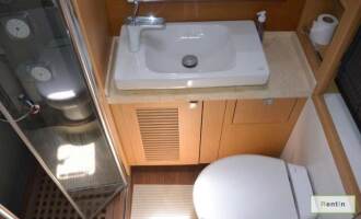Catamaran for rent in Dubai