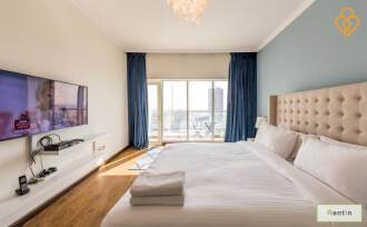 Downtown Dubai Modern Two Bed Apartment