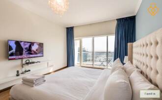 Downtown Dubai Modern Two Bed Apartment