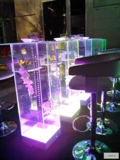 LED ACRYLIC COCKTAIL TABLE