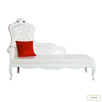 CHAISE LOUNGE