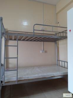 BED SPACE FOR LADIES / ROOM at 650/-